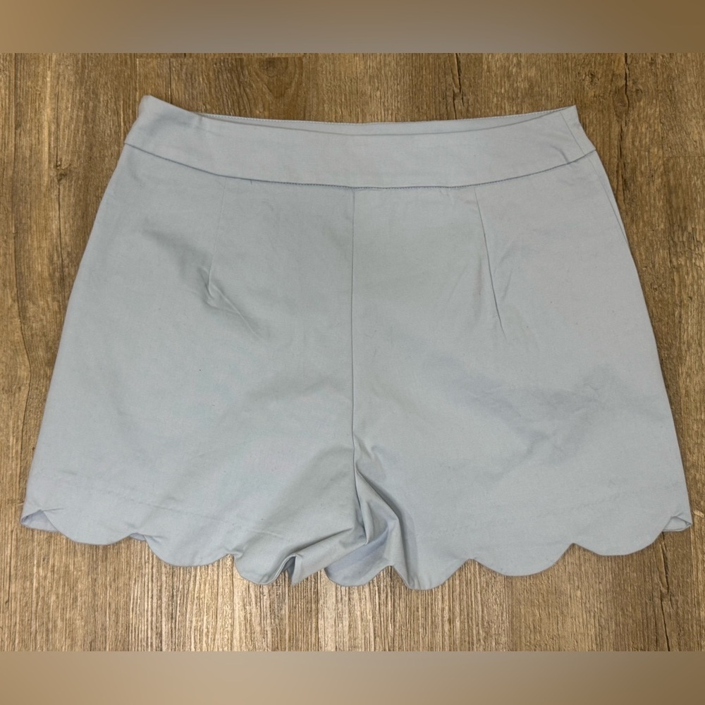Blue Rain Light Blue Petal Scalloped Hem Shorts, Size M - Picture 2 of 10